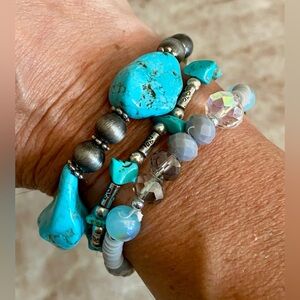 🔵 TRIPLE TURQUOISE AND BEADED STRETCH BRACELET SET 🔵